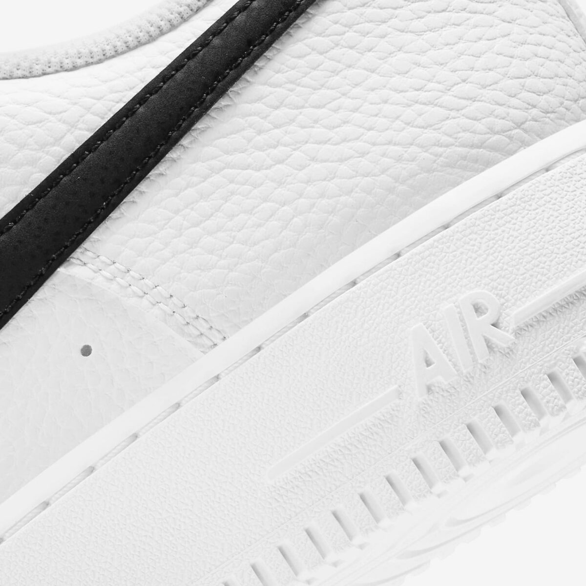 Herrenschuh Nike Air Force 1 '07 White Black